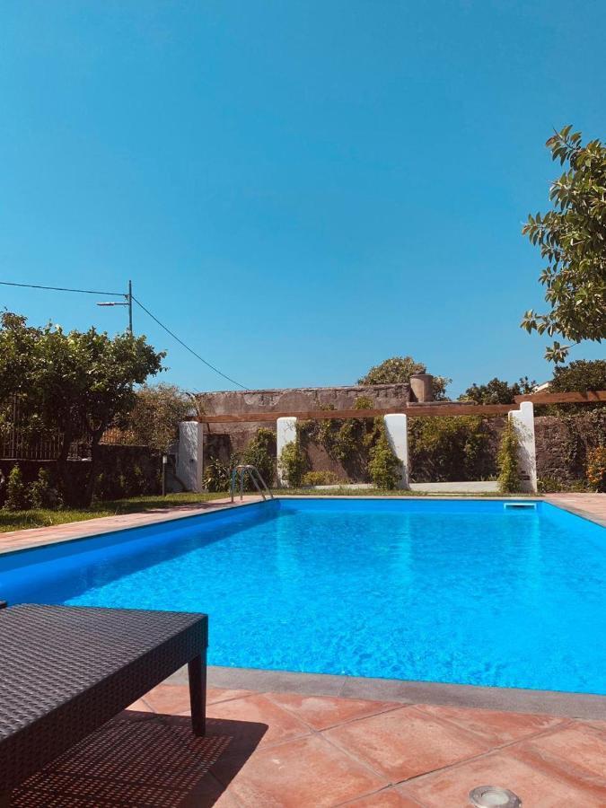 Villa Le Gemelle Dell'Alcantara 모타카마스트라 외부 사진